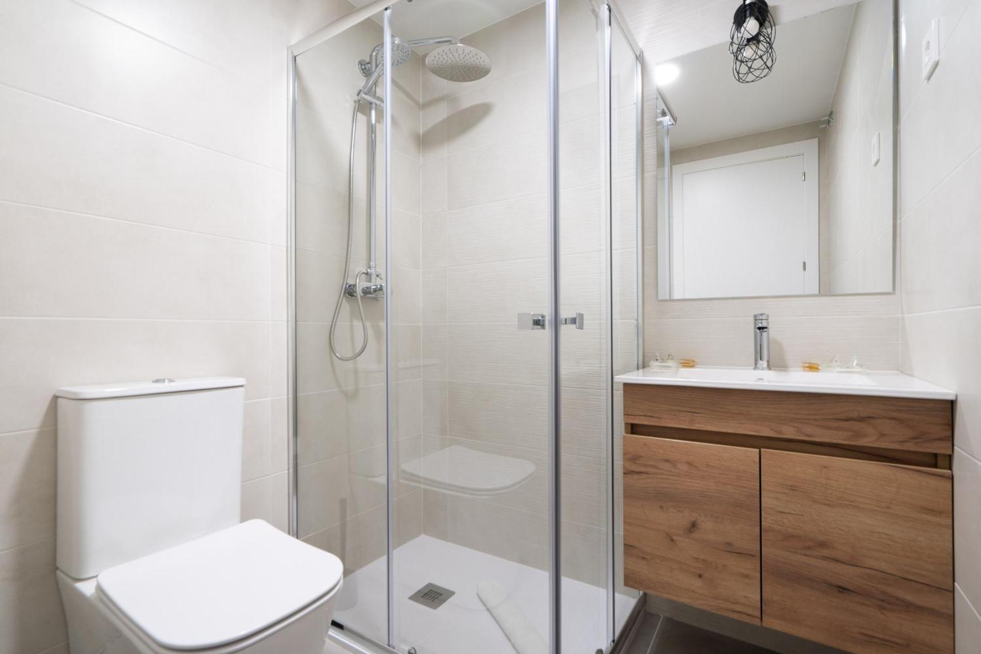 Loft Reformado Industrial Con Garaje Alquiler Temporal Apartment Madrid Exterior photo
