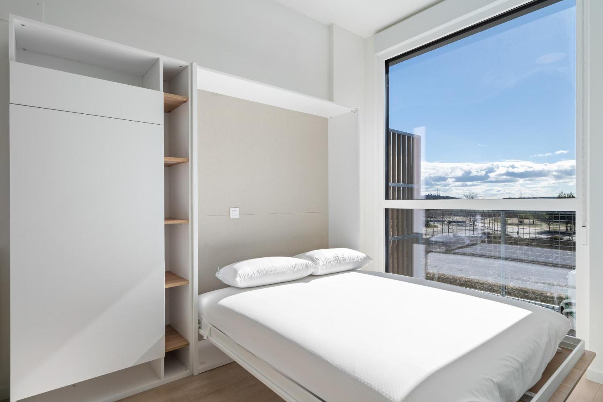 Loft Reformado Industrial Con Garaje Alquiler Temporal Apartment Madrid Exterior photo
